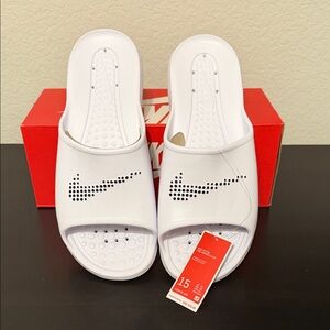 Nike Victori One Slides - White and Black